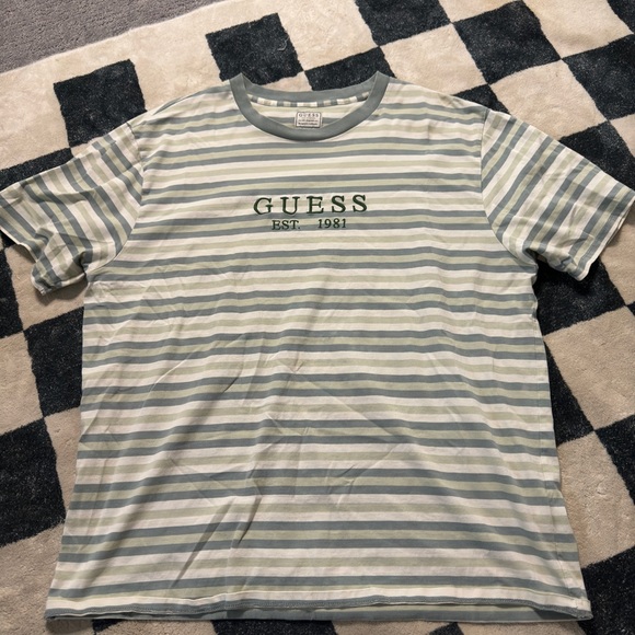 Vintage Guess TShirt mens large - Picture 1 of 3
